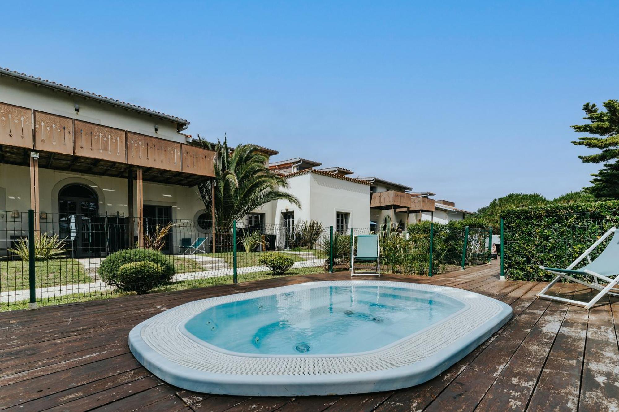 Villa Clara, Residence Face A L'Ocean Et Au Golf De Chiberta Anglet Ngoại thất bức ảnh