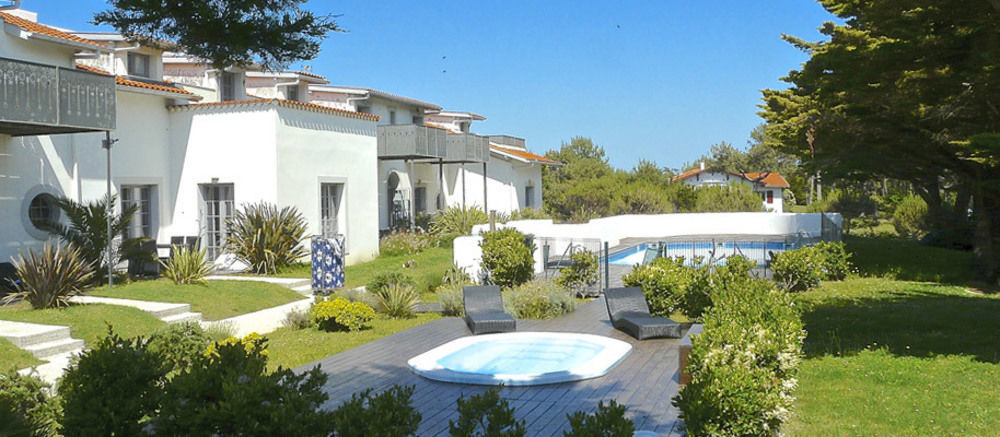 Villa Clara, Residence Face A L'Ocean Et Au Golf De Chiberta Anglet Ngoại thất bức ảnh